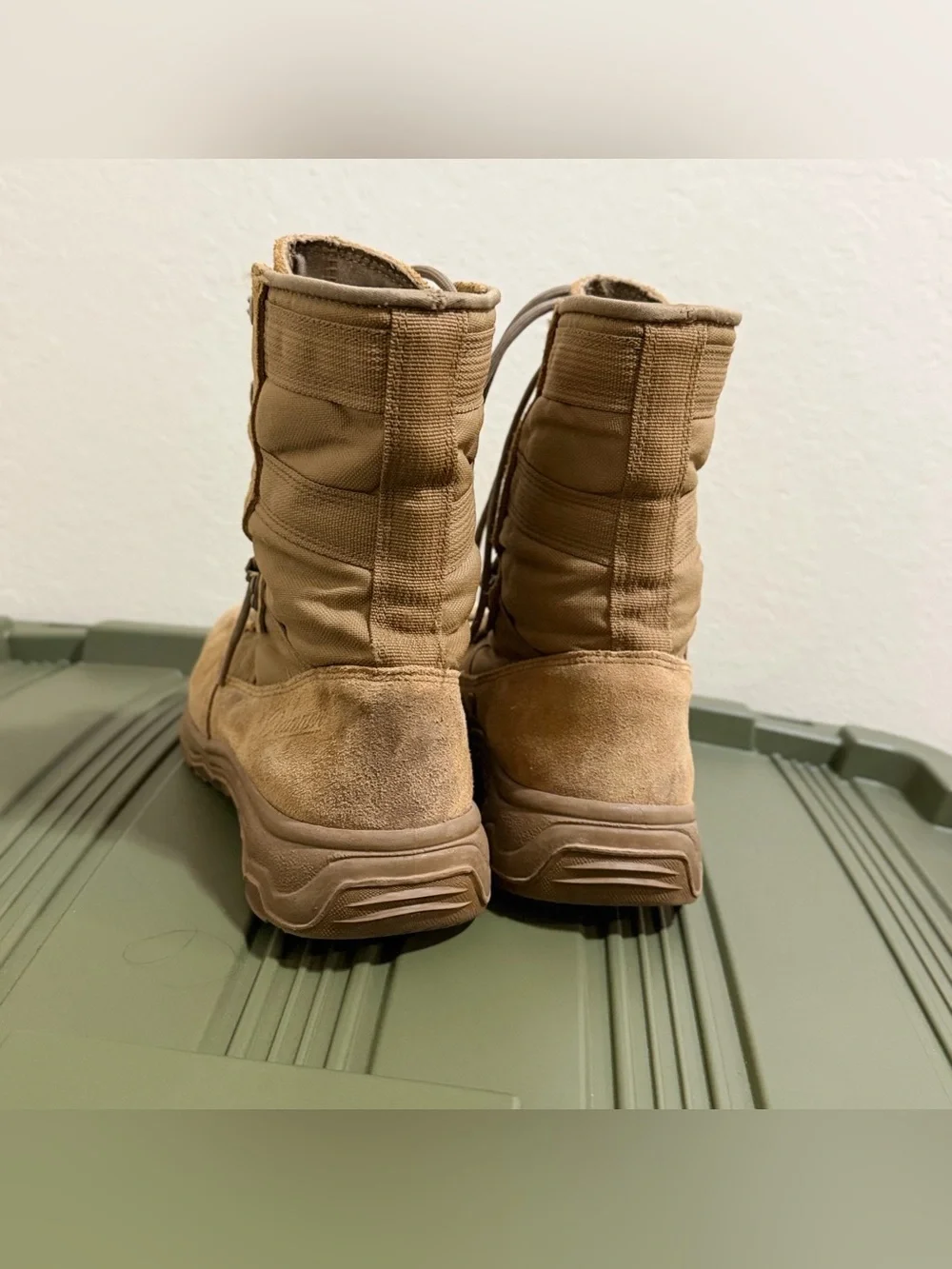 Danner Reckoning 8 Coyote Hot EGA Military Combat Boots Suede Men 7 EE Wide 5322
